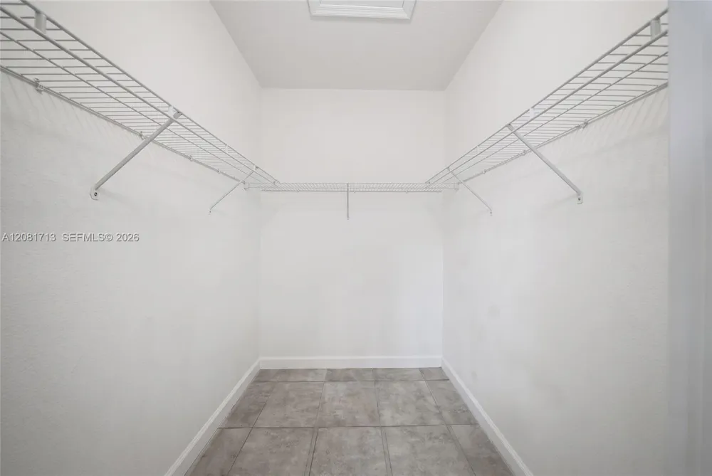 2630 NE 3rd Dr #202 Homestead, FL 33033