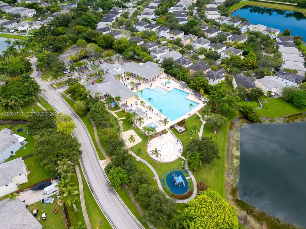 2630 NE 3rd Dr #202 Homestead, FL 33033