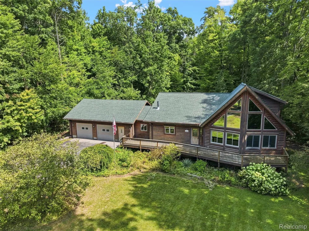 8340 Nichols Road Flushing Charter Township, MI 48433