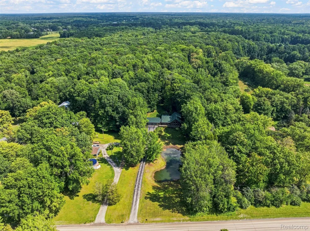 8340 Nichols Road Flushing Charter Township, MI 48433