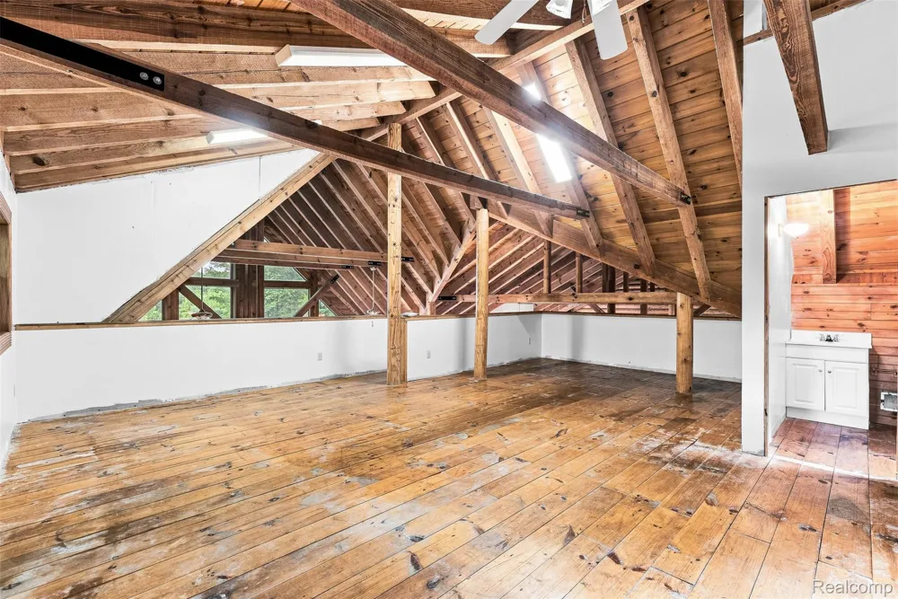 8340 Nichols Road Flushing Charter Township, MI 48433