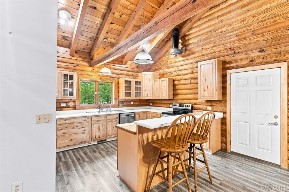8340 Nichols Road Flushing Charter Township, MI 48433