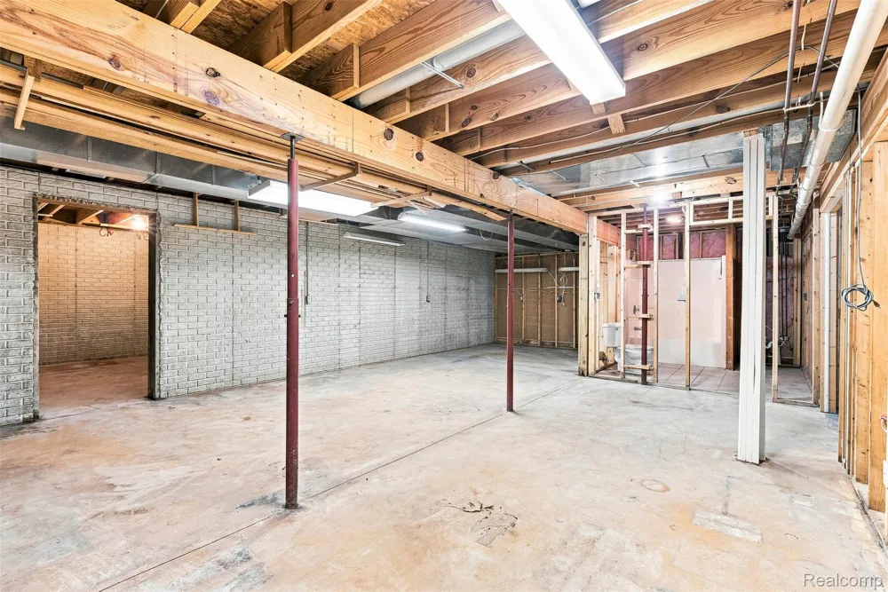8340 Nichols Road Flushing Charter Township, MI 48433