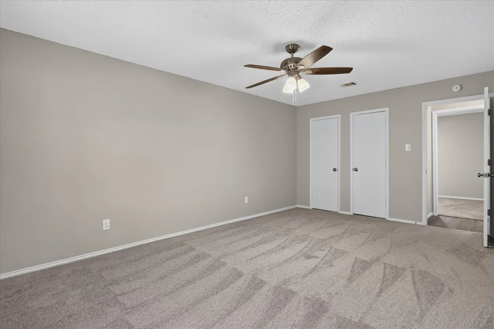208 Asbury Drive Saginaw, TX 76179