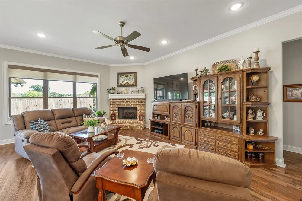 12764 Meadowbrook Tyler, TX 75709