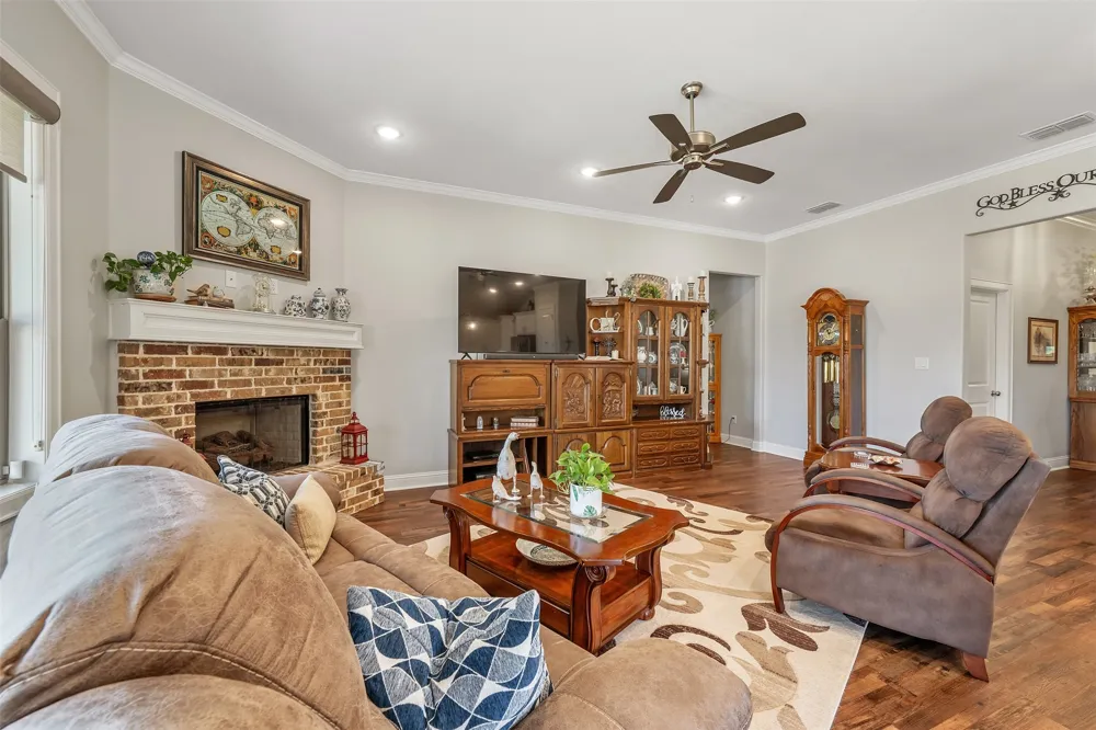 12764 Meadowbrook Tyler, TX 75709
