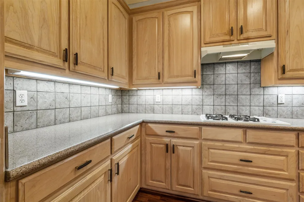 5875 Pecan Chase Benbrook, TX 76132