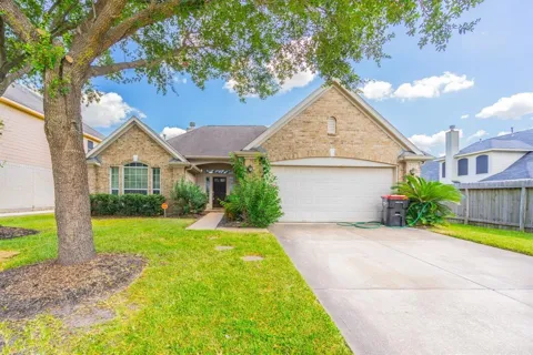 2227 Laurel River Bend