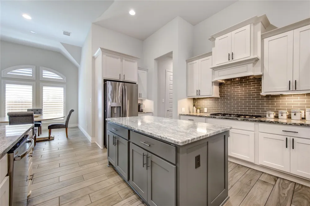 30411 Garden Glenn Court Fulshear, TX 77441