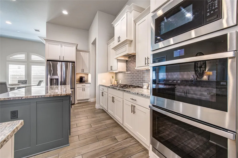 30411 Garden Glenn Court Fulshear, TX 77441