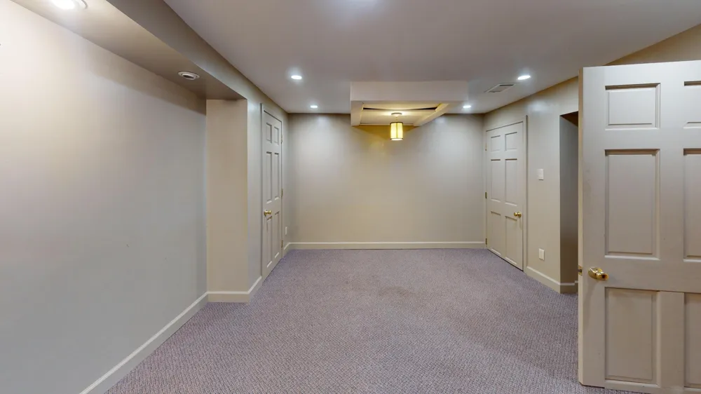 3480 Arrowvale Street Orchard Lake, MI 48324