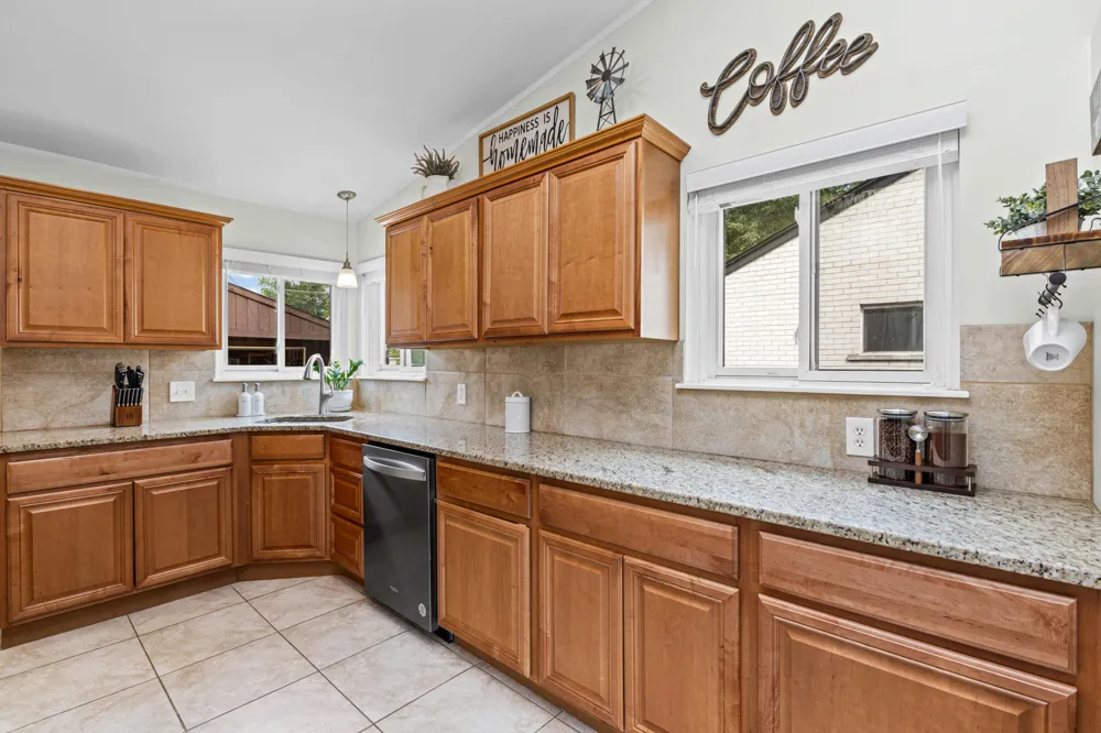 31200 Westfield Street Livonia, MI 48150