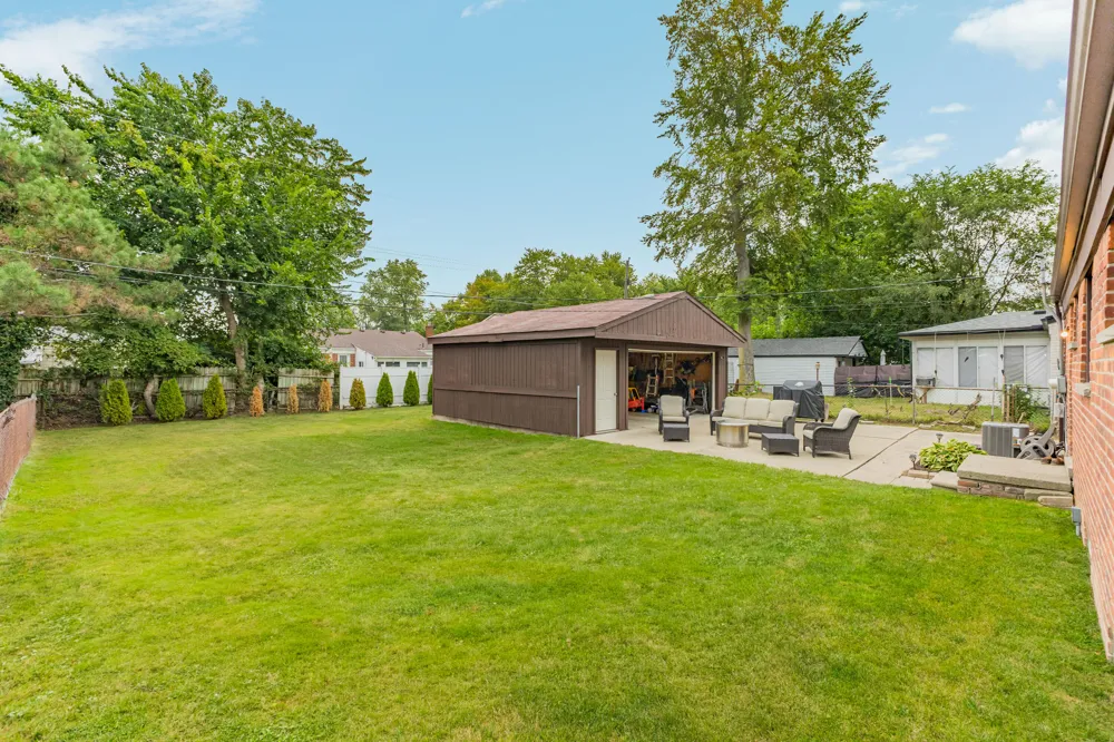 31200 Westfield Street Livonia, MI 48150