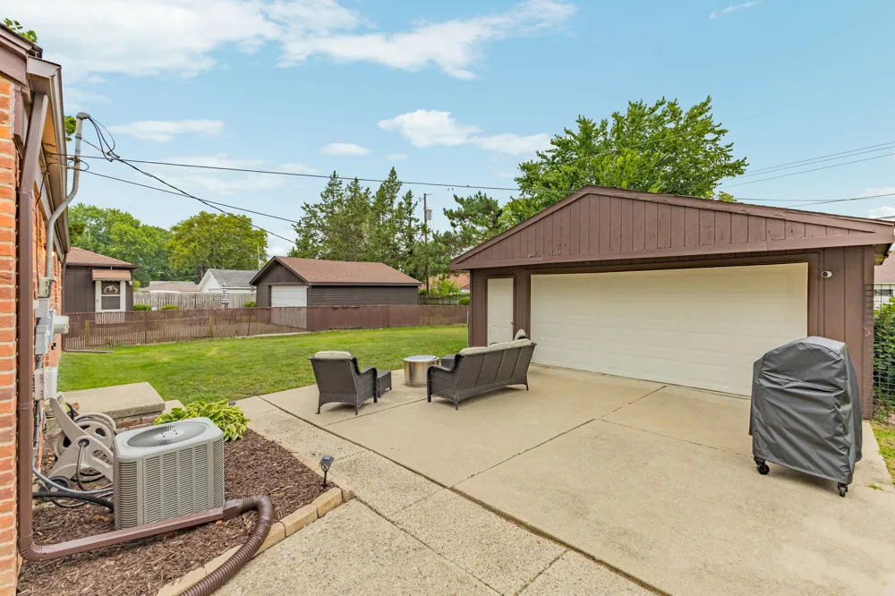 31200 Westfield Street Livonia, MI 48150