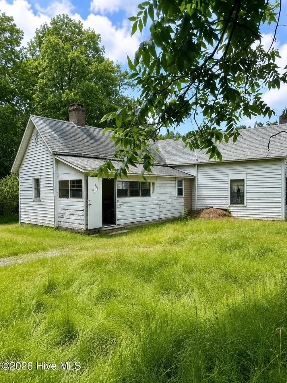 305 Pinehurst Avenue Carthage, NC 28327