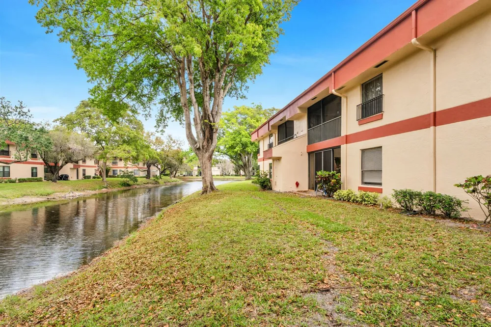 4158 Carambola Circle S #2156 Coconut Creek, FL 33066