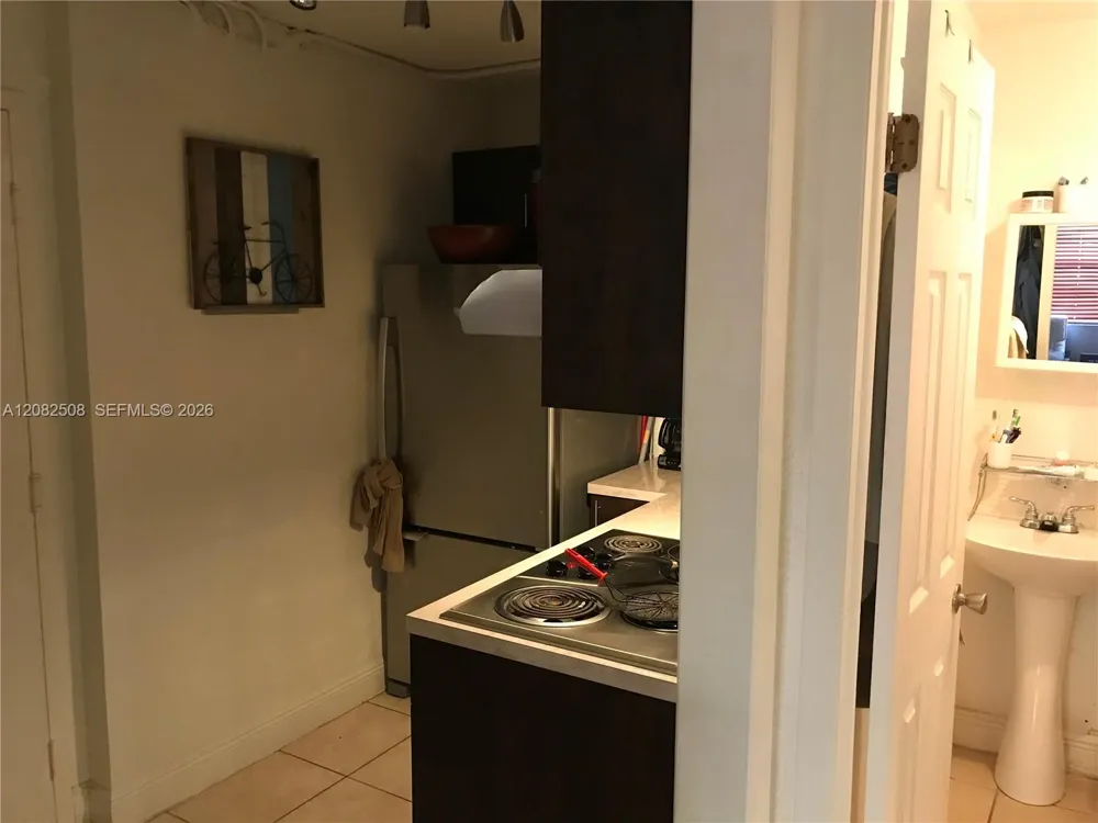 7000 NW 186th St #4-422A Hialeah, FL 33015