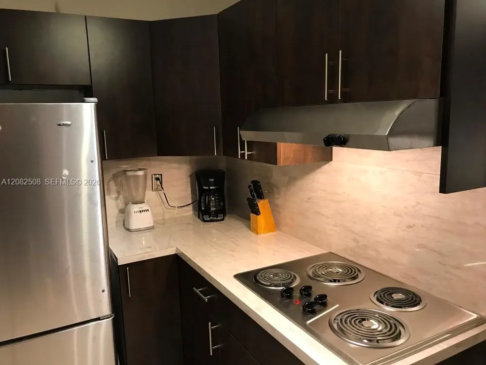7000 NW 186th St #4-422A Hialeah, FL 33015