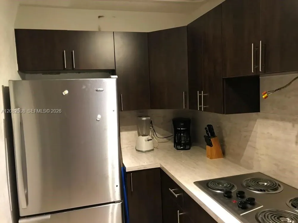 7000 NW 186th St #4-422A Hialeah, FL 33015