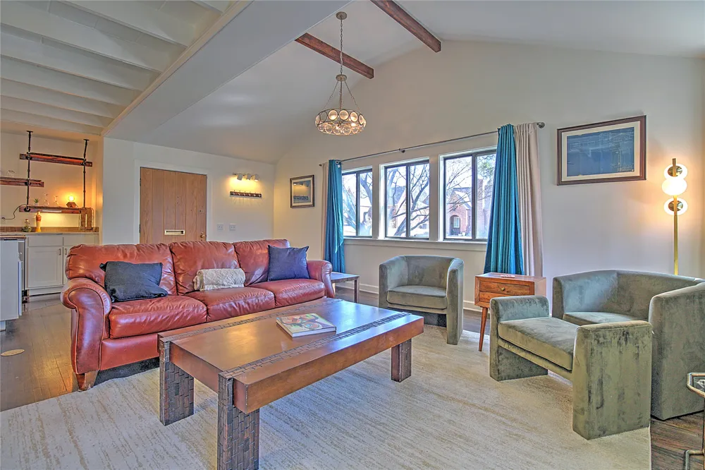 1336 S Indian Avenue Tulsa, OK 74127