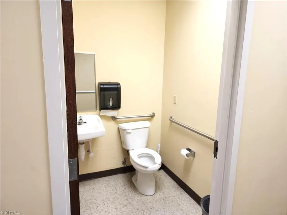 436 Hadley Street Mount Airy, NC 27030