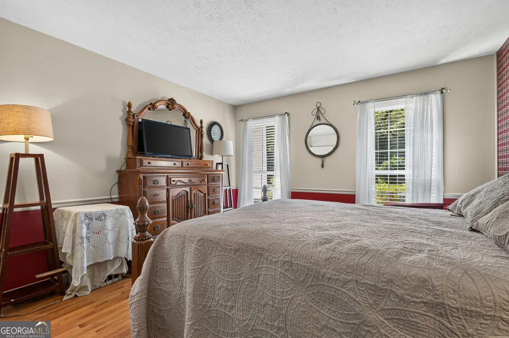 169 Silver Dollar RD Barnesville, GA 30204