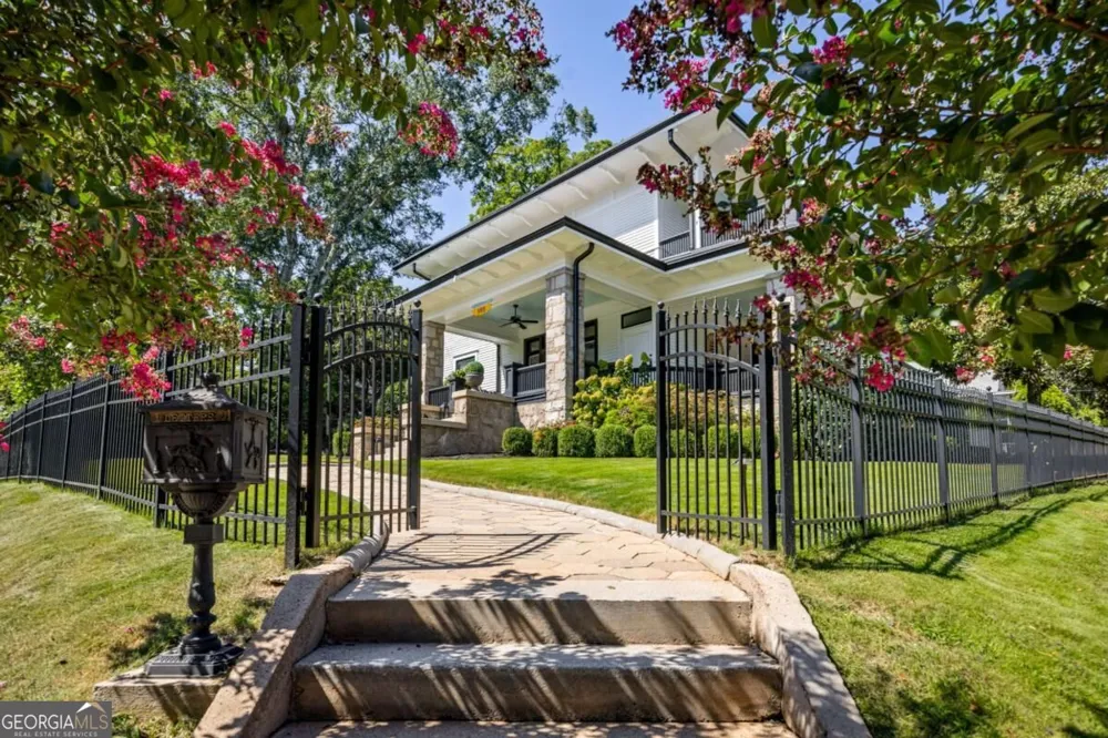 585 Cherokee AVE SE Atlanta, GA 30312