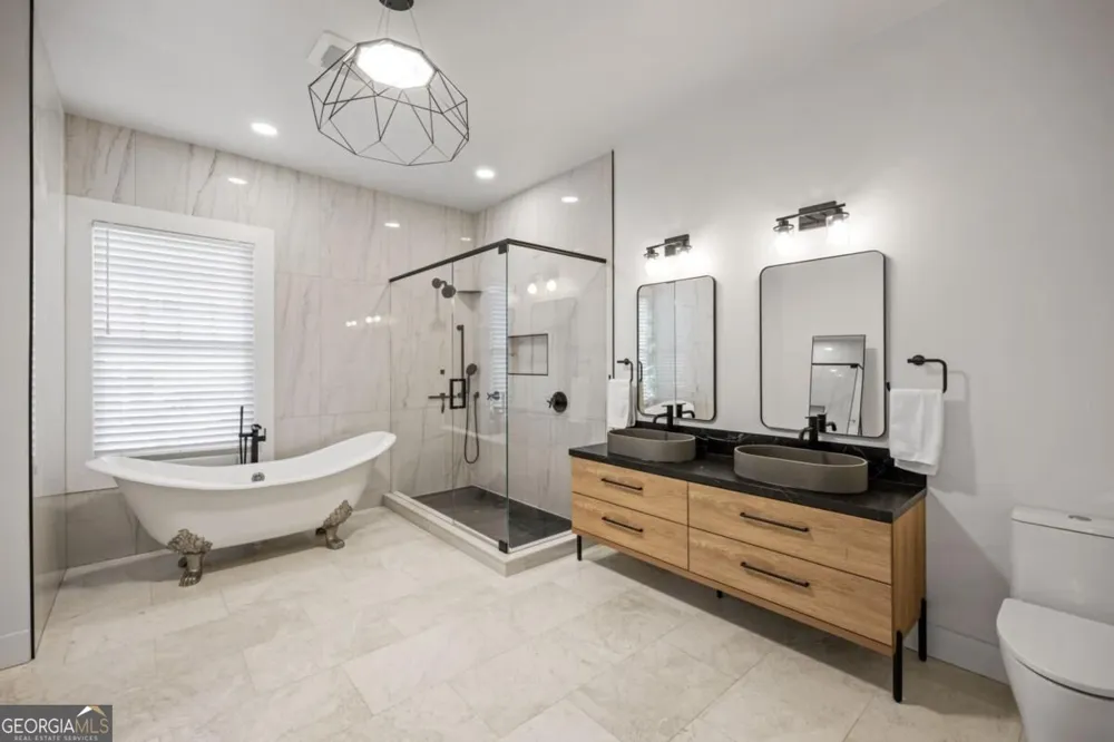 585 Cherokee AVE SE Atlanta, GA 30312