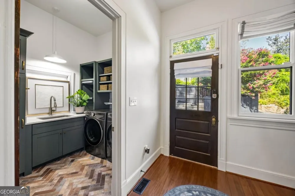 585 Cherokee AVE SE Atlanta, GA 30312