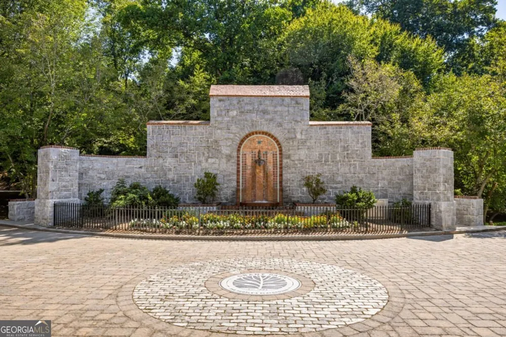 585 Cherokee AVE SE Atlanta, GA 30312