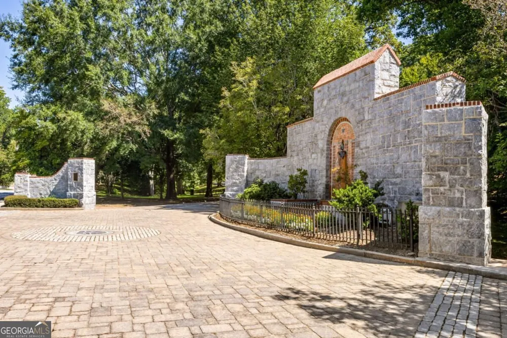 585 Cherokee AVE SE Atlanta, GA 30312