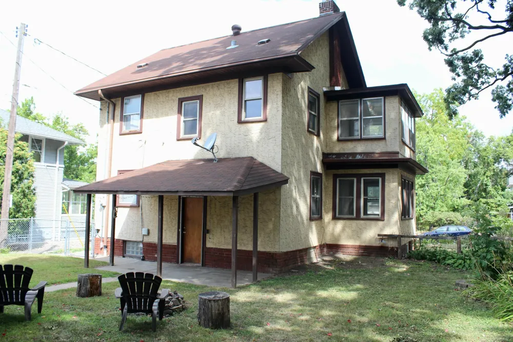 2070 Goodrich Avenue Saint Paul, MN 55105
