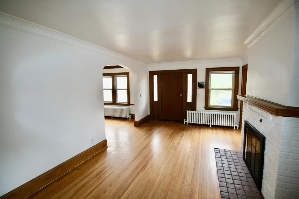 2070 Goodrich Avenue Saint Paul, MN 55105
