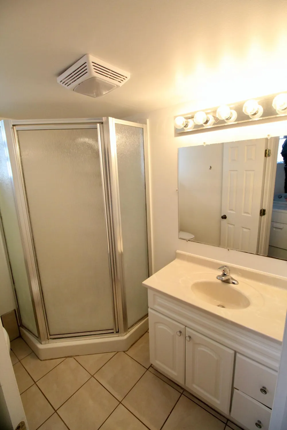 2070 Goodrich Avenue Saint Paul, MN 55105
