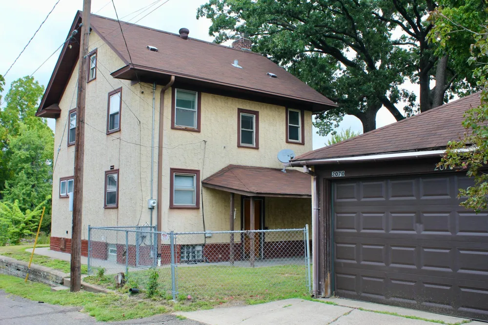 2070 Goodrich Avenue Saint Paul, MN 55105