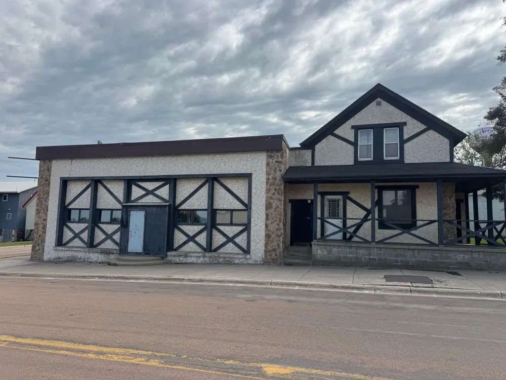 223 Main Street E Norwood Young America, MN 55397