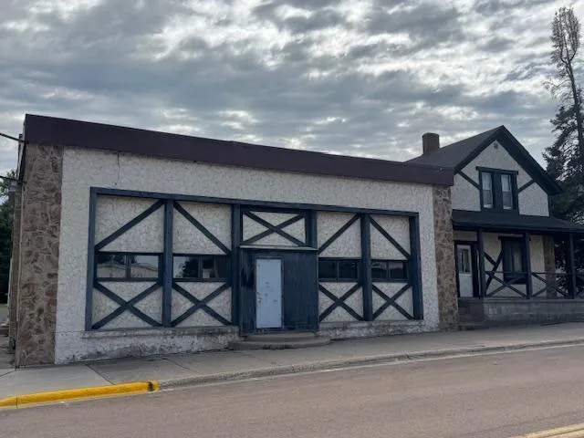 223 Main Street E Norwood Young America, MN 55397