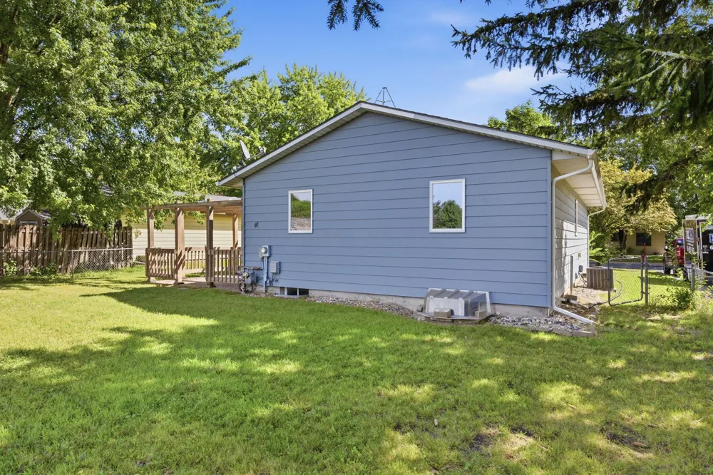708 California Street NW Hutchinson, MN 55350
