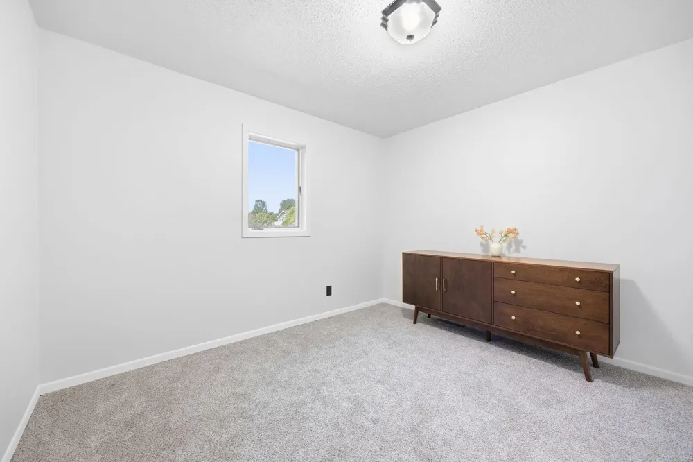 708 California Street NW Hutchinson, MN 55350