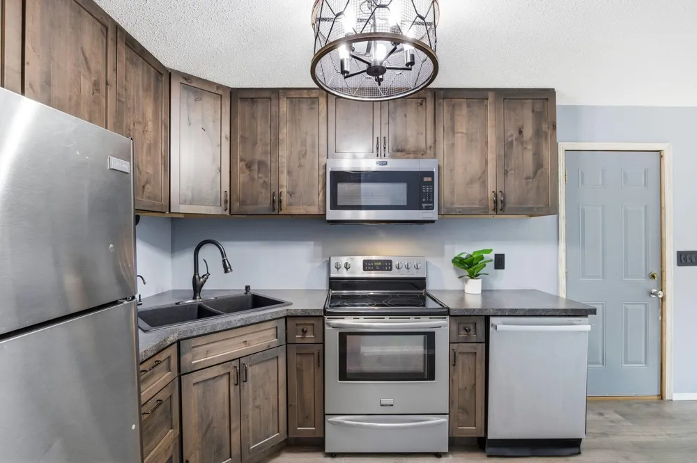 708 California Street NW Hutchinson, MN 55350