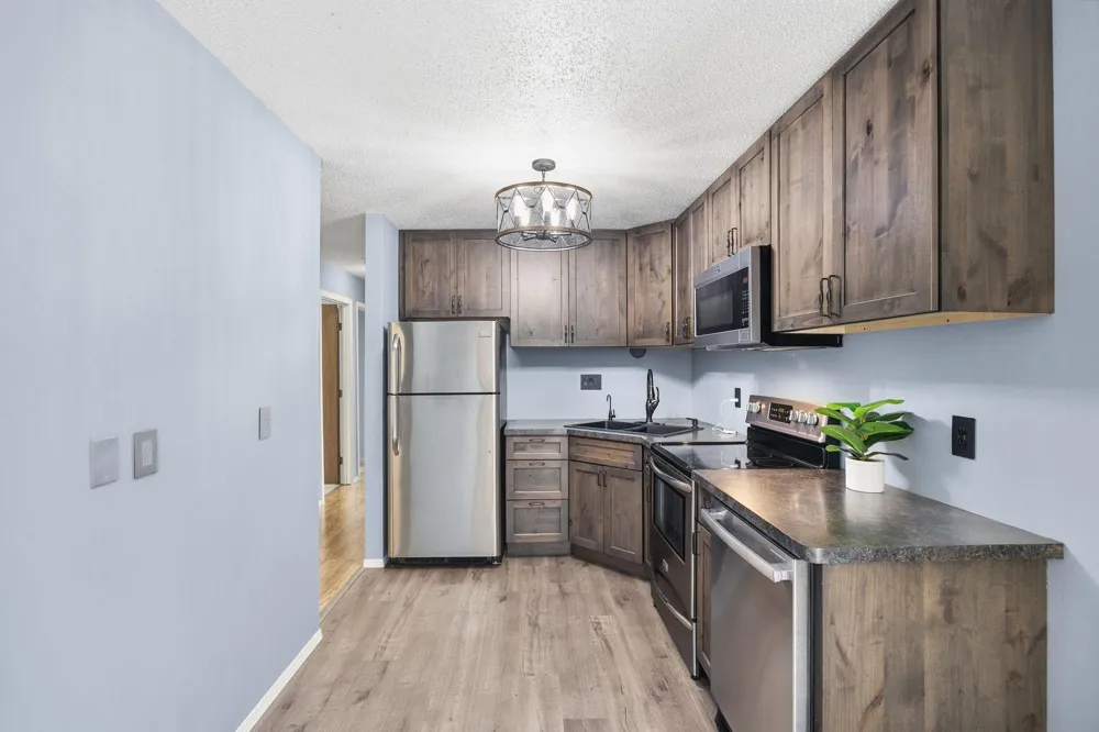 708 California Street NW Hutchinson, MN 55350
