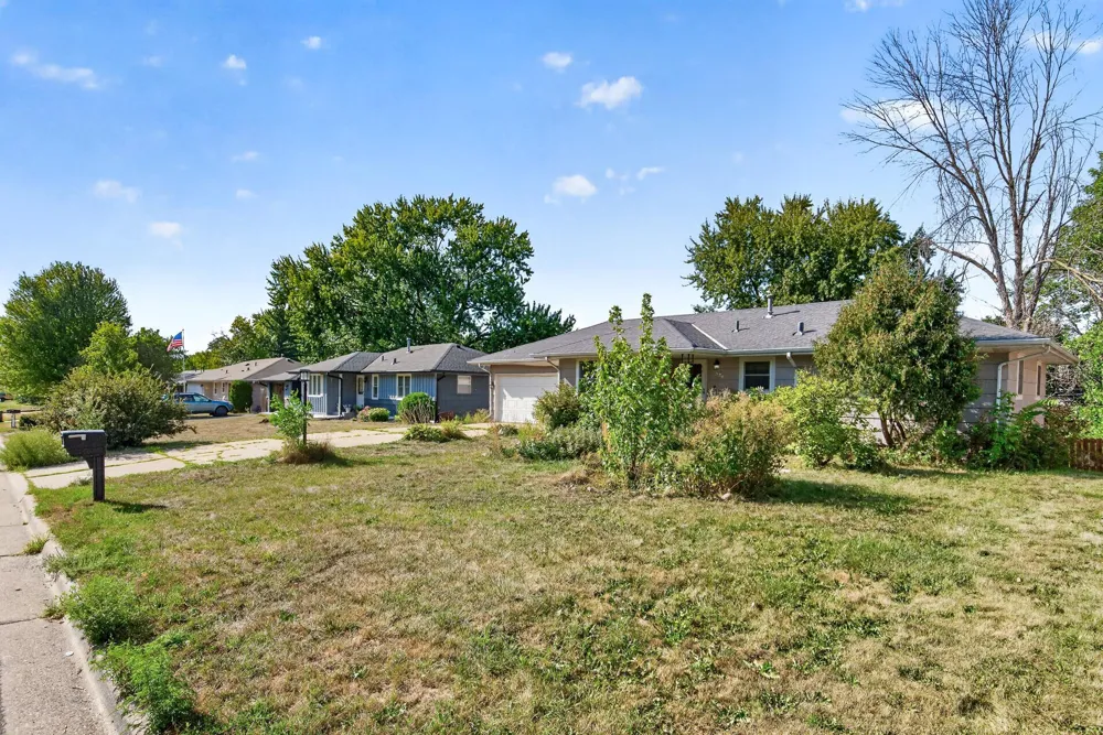8820 60th Avenue New Hope, MN 55428