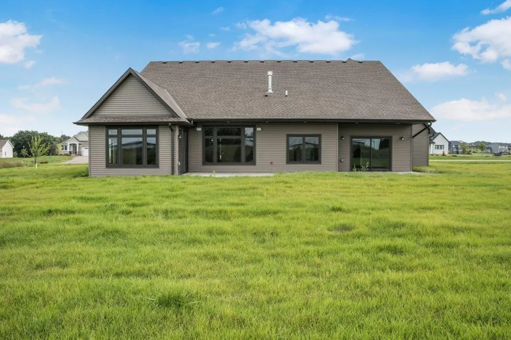 4572 166th Avenue NW Andover, MN 55304