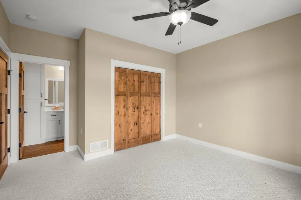 4572 166th Avenue NW Andover, MN 55304