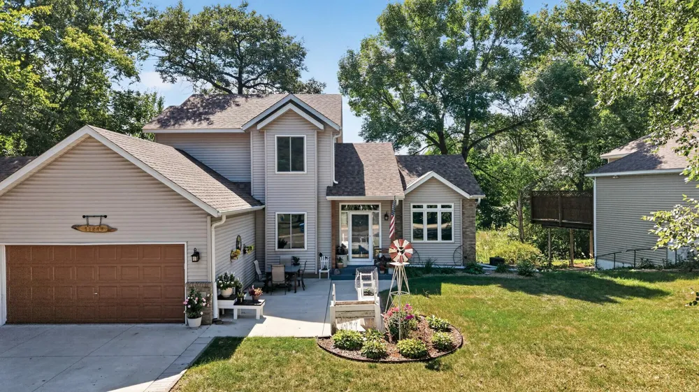 11248 193rd Avenue NW Elk River, MN 55330