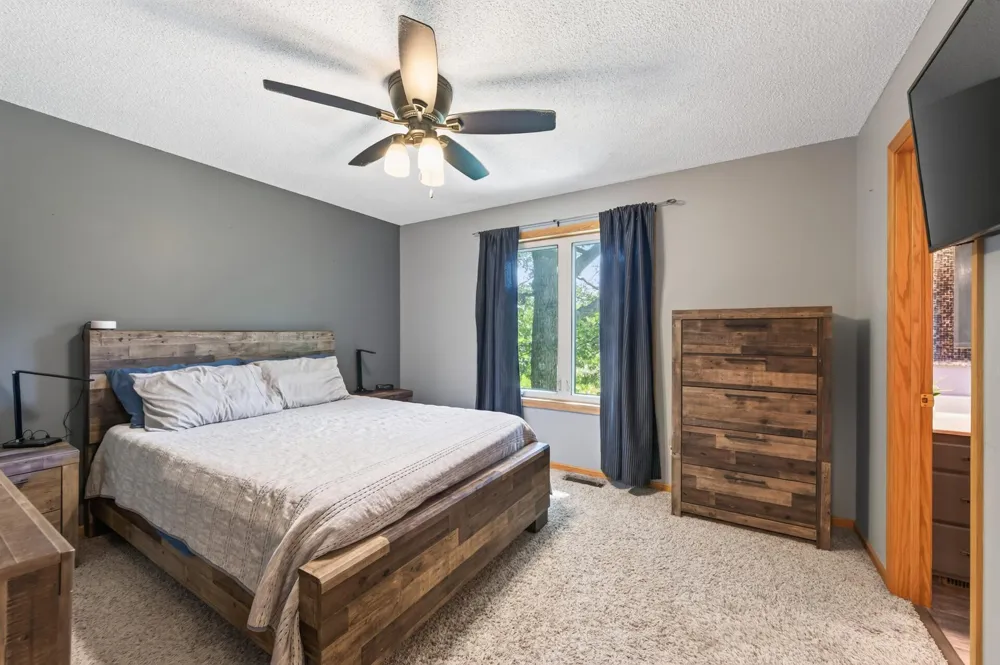 11248 193rd Avenue NW Elk River, MN 55330