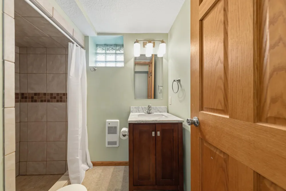 1716 Iglehart Avenue Saint Paul, MN 55104