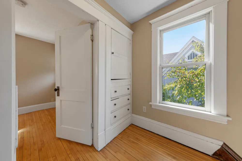 1716 Iglehart Avenue Saint Paul, MN 55104