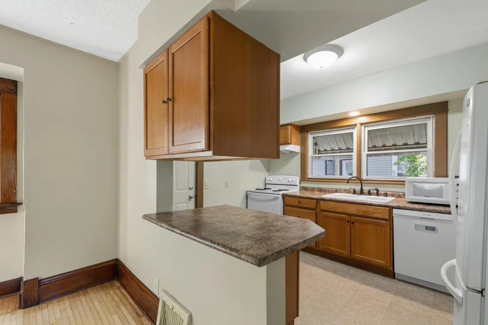 1716 Iglehart Avenue Saint Paul, MN 55104