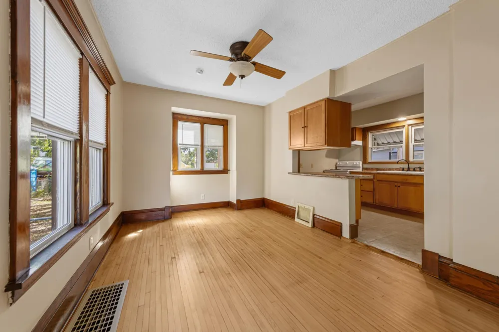 1716 Iglehart Avenue Saint Paul, MN 55104